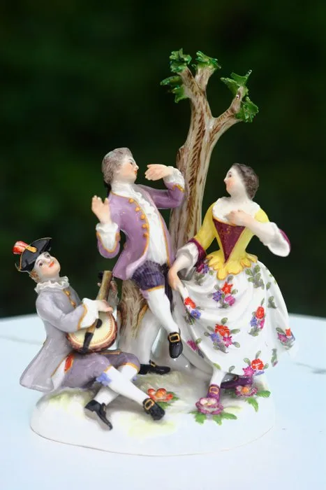 Meissen - Figurine - Gruppo Galante - Porcelain
