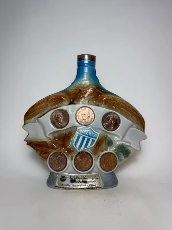 James B. Beam Distilling Co. "Beam 100 Months Old" 8 Year Old Kentucky Straight Bourbon Whiskey, Liberty Porcelain Decanter - Distilled 1962 / Bottled 1970 (75.7cl, 43%)