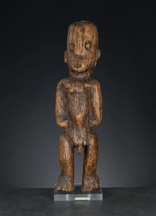 Männliche Ritual-/Ahnenfigur, vermutlich Atoni (Atoin Meto), West-Timor, 19. Jahrhundert oder früher - Figure - Indonesia