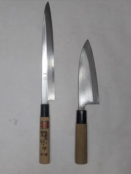 Kitchen knife - Steel, Wood - Japan - 日本製伝統的和柳刃・出刃包丁 登録猫印/忠宗作