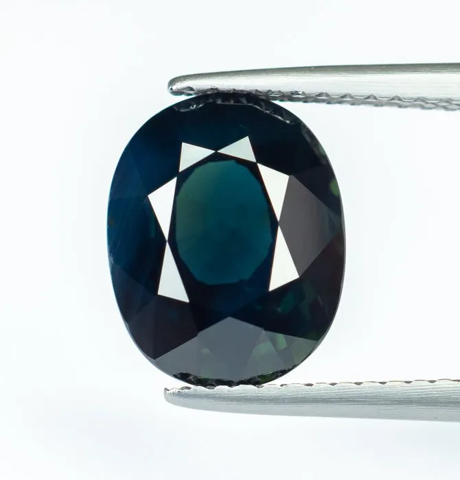 Sapphire - 4.63 ct - International Gemological Institute (IGI) - Greenish Blue (No Heat)