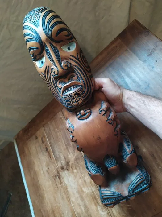 Large 50cm Gary Holder - TekoTeko - Maori - New Zealand