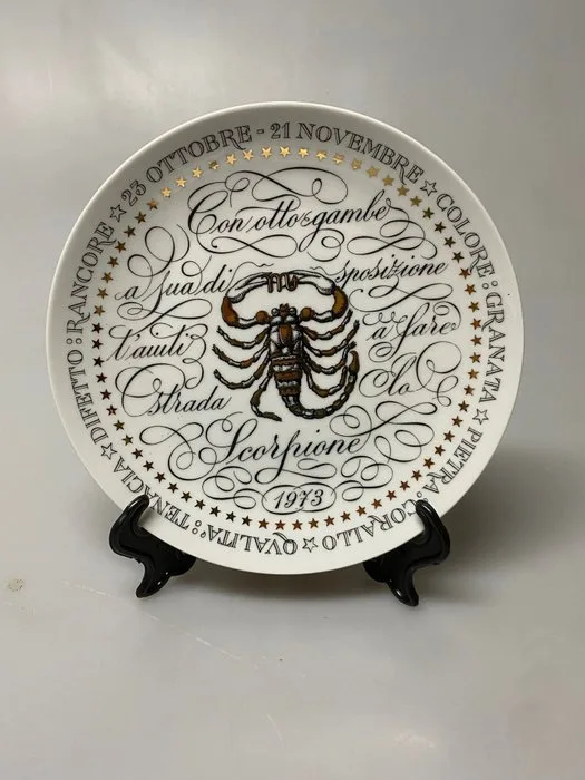 Fornasetti-Milano - Figurine - Piatto segno zodiacale Scorpione - Porcelain