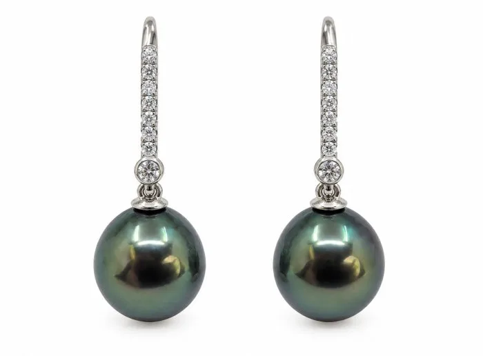 Earrings - 18 kt. White gold, 10.8mm Peacock Tahiti Pearl Drops - 0.25ct. tw. Diamond (Natural) - Pearl