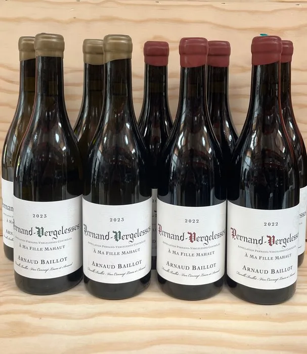 2023 x 4 Arnaud Baillot "A Ma Fille Mahaut" blanc & 2022 x 5 rouge - Pernand-Vergelesses - 9 Bottles (0.75L)