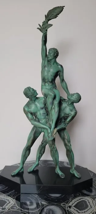 MAX LE VERRIER, PIERRE LE FAGUAYS - Statue, TROPHEE - 64 cm - Régule, Metal, Marble - 1925