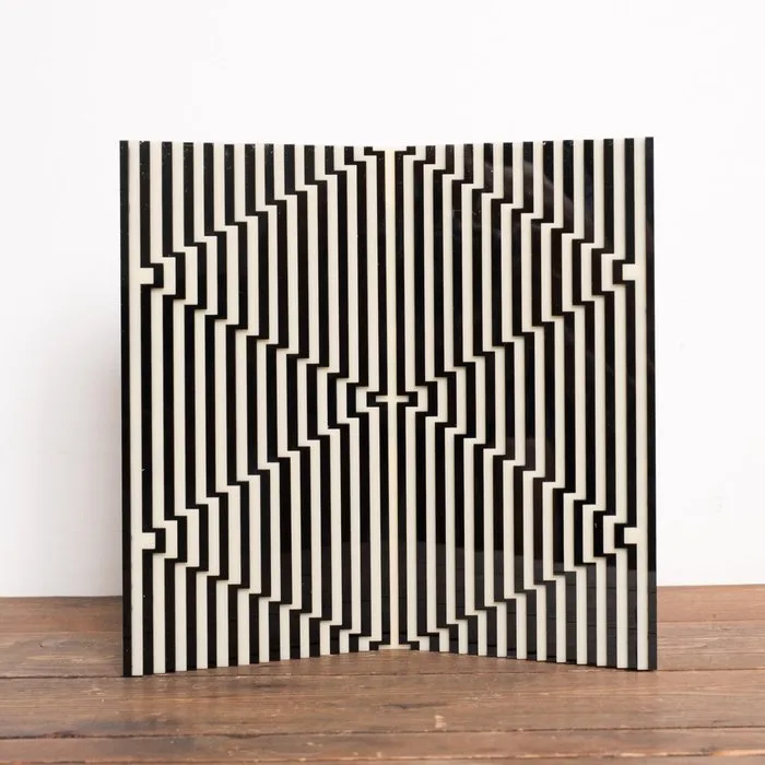Gio Schiano - Sculpture, LIMITED EDITION - Pattern - 30 cm - cast methyl methacrylate