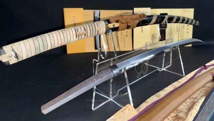 Katana - Naoshi Aoe School - Japan - Kamakura period 1329