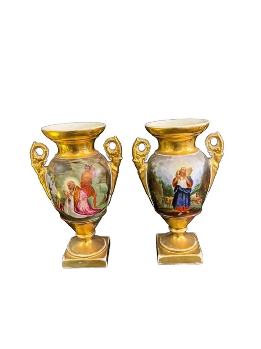 Vase (2) - Porcelain