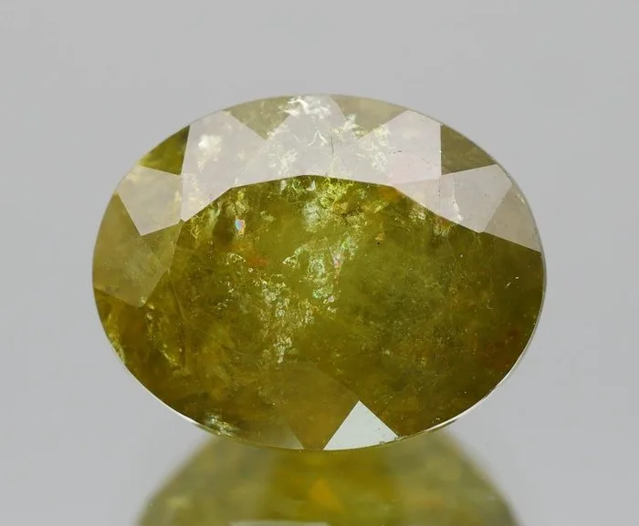 Green, Yellow Demantoid - 5.68 ct - International Colored Gemstone Association (ICA GemLab) - DEMANTOID GARNET