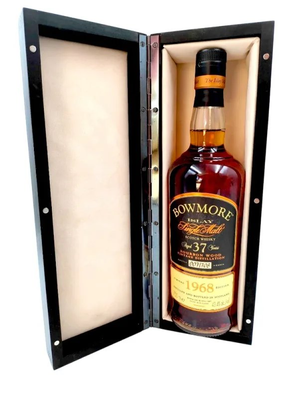 Bowmore – 1968/2006 37 Year Old (75cl, 43.4%)