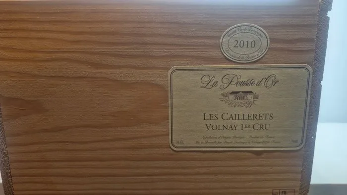 2010 Domaine de la Pousse D'Or, "Les Caillerets" - Volnay 1er Cru - 6 Bottles (0.75L)