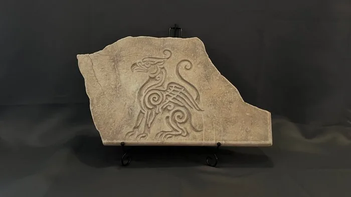 Artigianato Artistico - Gioele Barello - Relief, Il Grifo - 25 cm - Marble - 2026
