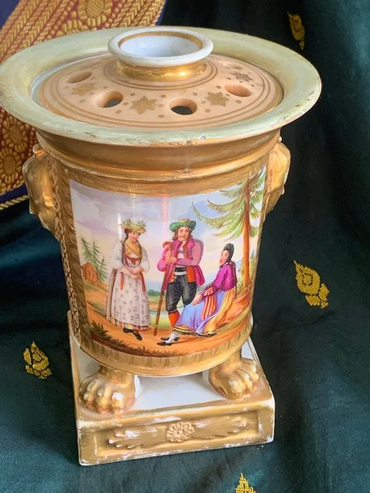 Incense burner - Porcelain - incense burner