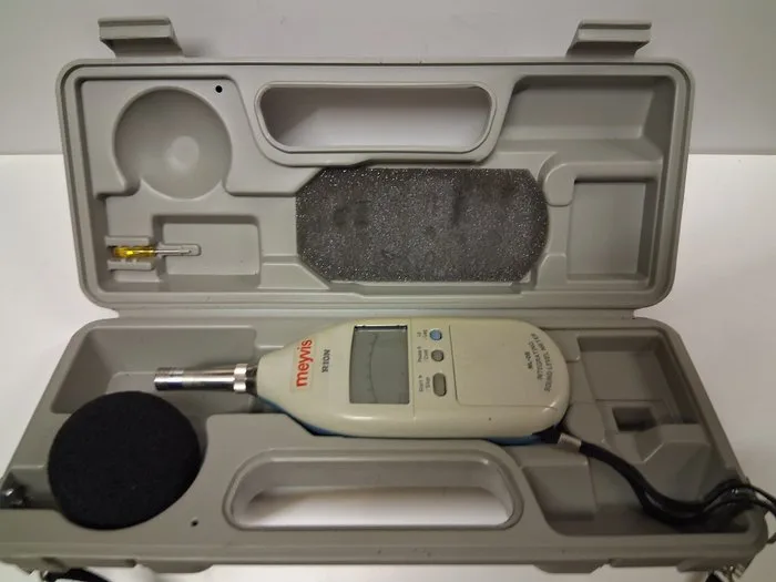 Measuring instrument - Plastic - 1980-1990 - Meyvis RION integrated sound level meter, complete with pop filter and storage case