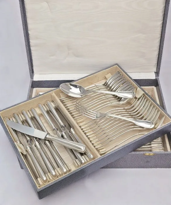 Auerhahn-OKA / S.F.A.M / other - Chinon / Fiddle & Thread style - Cutlery set for 12 (84) - Silverplated - Beautiful cutlery set in canteen box