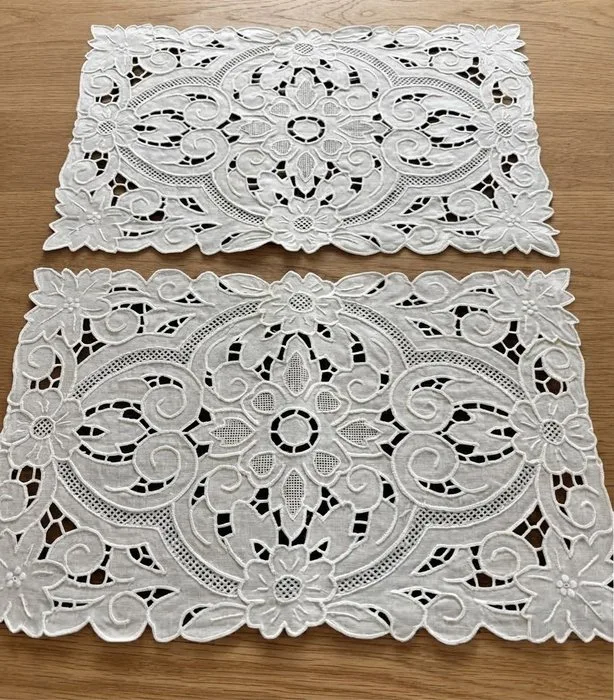 Embroidery (2) - 41 cm - 26 cm - Carved decorations