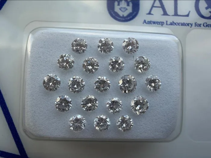 19 pcs Diamond (Natural) - 1.04 ct - Round - E, F, G - VS1 - Antwerp Laboratory for Gemstone Testing (ALGT)