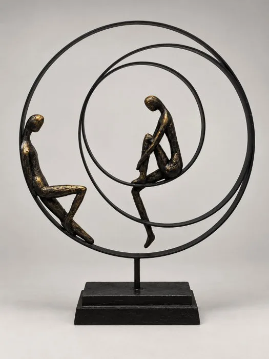 Sculpture, Dialogue in Motion – abstracte metalen sculptuur met twee figuren - 41 cm - Metal, Composite