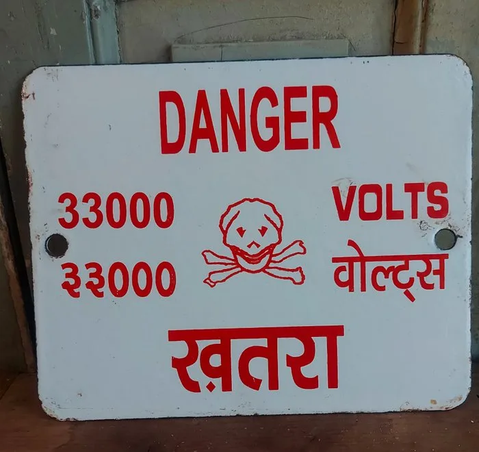 Vintage enamel sign DANGER with skull - Enamel plate - Enamel