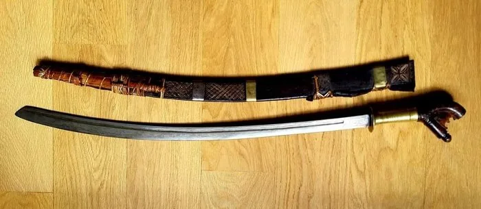 Borneo Murut Parapat Headhunter sword - Pakayun - Murut - Indonesia