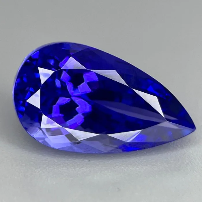 Tanzanite - 4.27 ct - International Colored Gemstone Association (ICA GemLab)