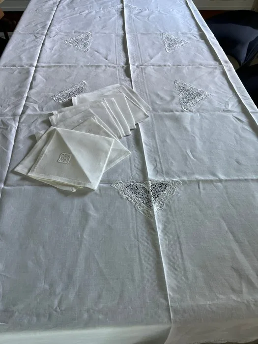 Tablecloth (13) - 264 cm - 160 cm - Pure White Linen