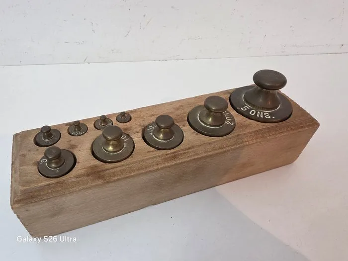 Standard trade weights Edwardian - Portugal - 1920-1930