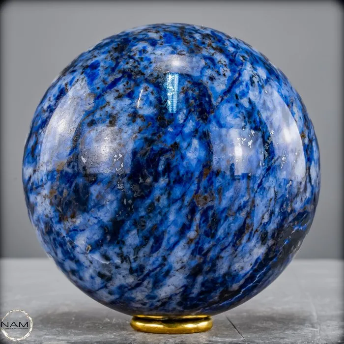 Natural sodalite sphere – Deep blue elegance as an exclusive interior statement.- 1187.71 g