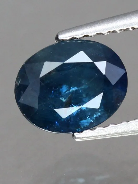1 pcs Blue Sapphire - 1.34 ct - Antwerp Laboratory for Gemstone Testing (ALGT)