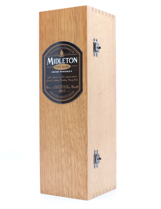 Midleton – Very Rare 2017 Bottle No. 007517