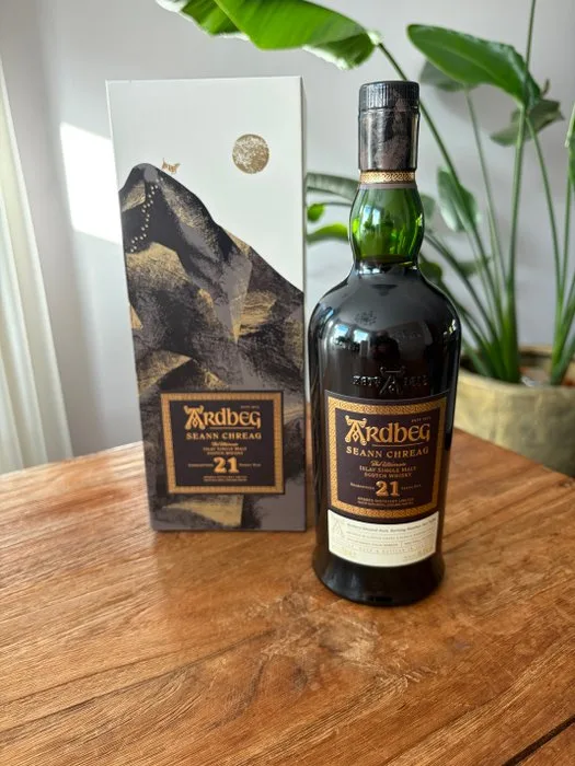 Ardbeg 21 years old Seann Chreag - b. 2024 - 700ml