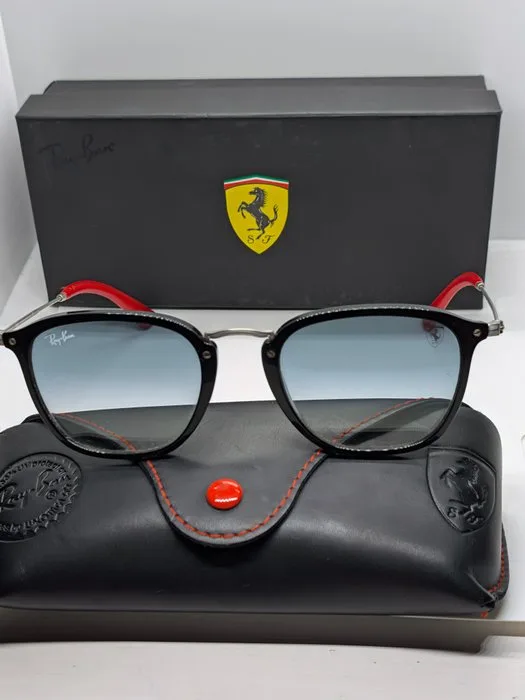 Rayban x Ferrari - Ferrari