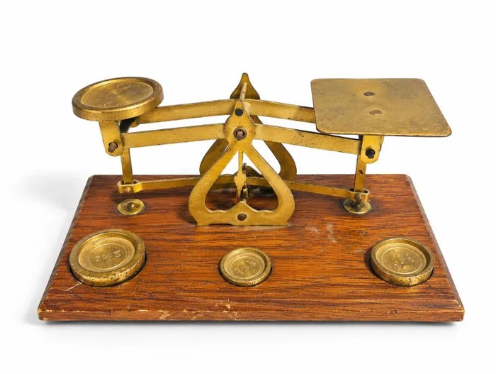 Warranted Accurate, Ancienne de précision, Or, laboratoires, pharmacies, Made in England - Balance or scale - Brass, Wood