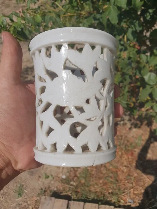 Kangxi - Pot - Pen holder - Porcelain - OPENWORK BRUSH POT
