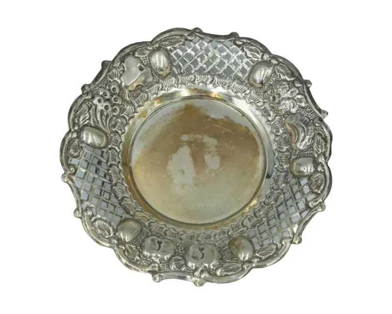 An Egyptian silver dish