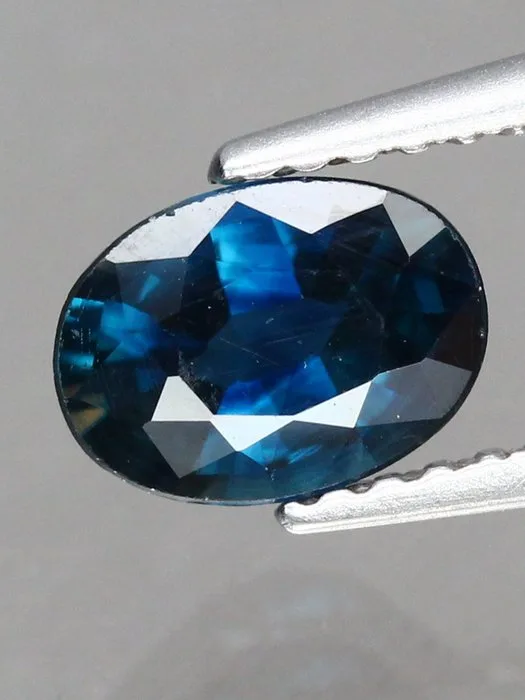 1 pcs Blue Sapphire - 1.07 ct - Antwerp Laboratory for Gemstone Testing (ALGT)