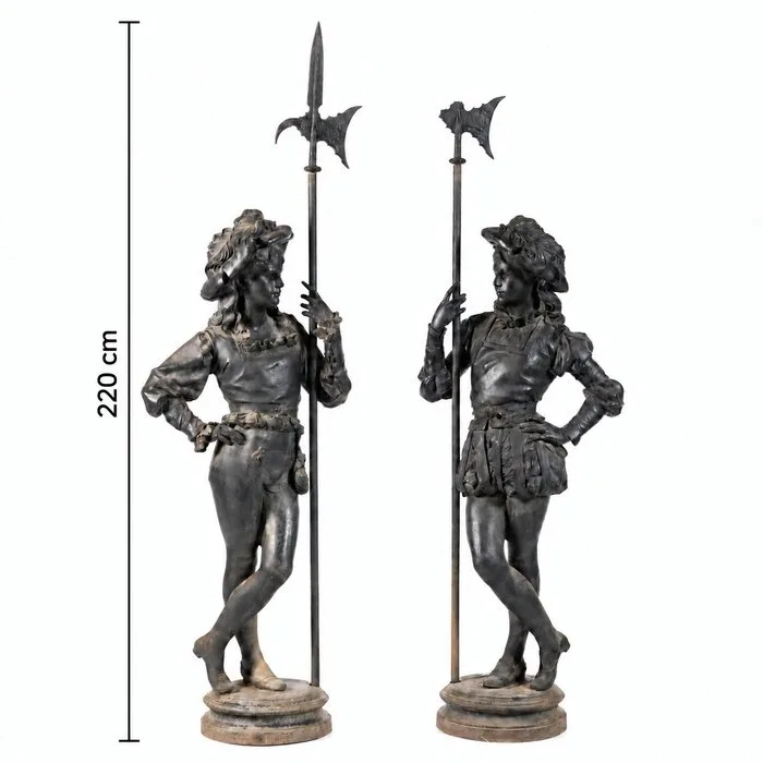 After Edouard HOUSSIN (1847-1917) - Sculpture, Les Hallebardiers - 220 cm - Iron