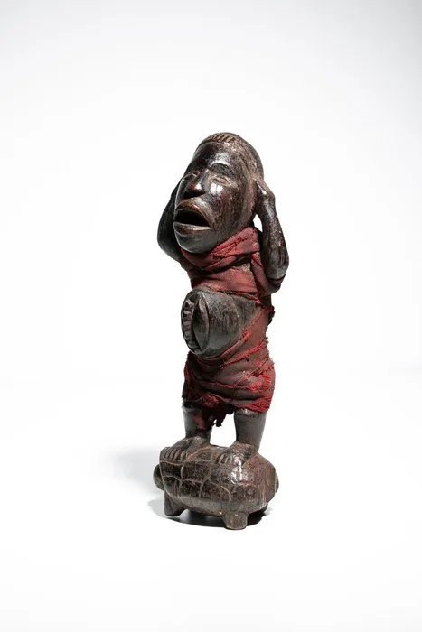 Bakongo - Nkisi fetish figure - Bakongo - DR Congo