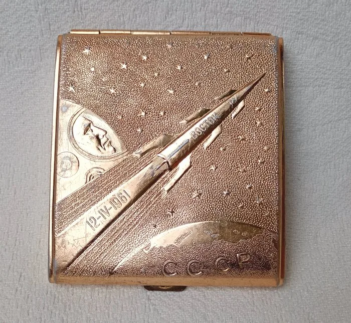 Cigarette case "Vostok-1 12/IV/1961" in honor of the launch of the first man into space. - 1960-1970