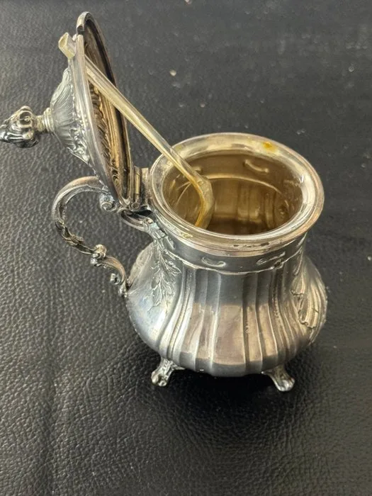 Sugar bowl - Silver