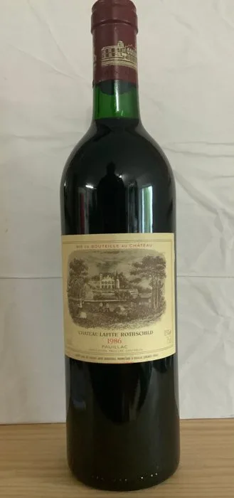 1986 Chateau Lafite Rothschild - Pauillac 1er Grand Cru Classé - 1 Bottle (0.75L)