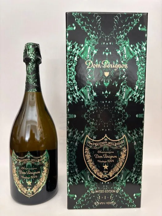2004 Dom Pérignon, 'Metamorphosis' by Iris Van Herpen - Champagne Brut - 1 Bottle (0.75L)