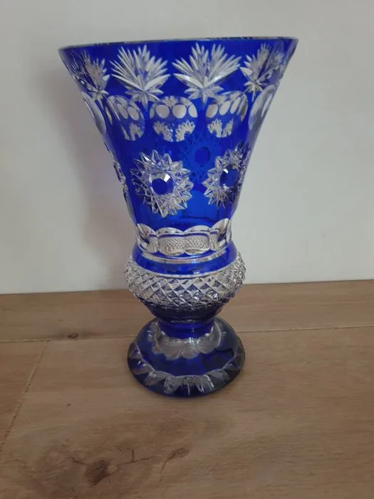 France - Vase - Crystal - Overlay dark cobalt blue
