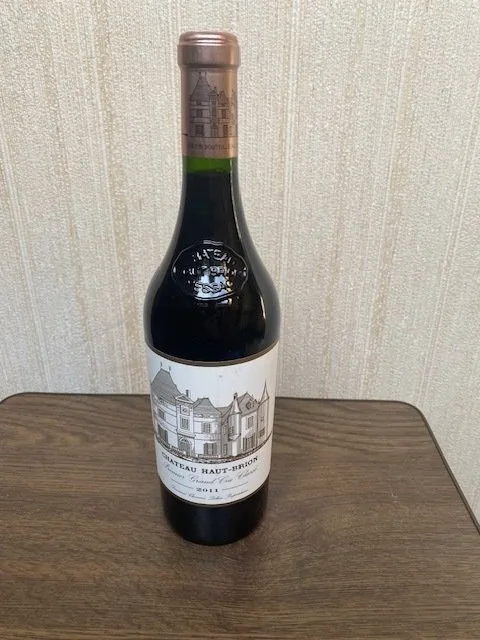 2011 Chateau Haut-Brion - Pessac-Léognan 1er Grand Cru Classé - 1 Bottle (0.75L)