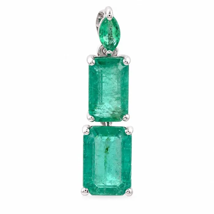 Pendant - 14 kt. White gold - 2.36ct. tw. Emerald