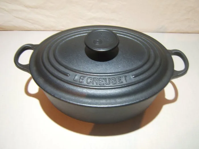 Le Creuset - Een originele Le Creuset braadpan n° 23 - Pan - cast iron - oval