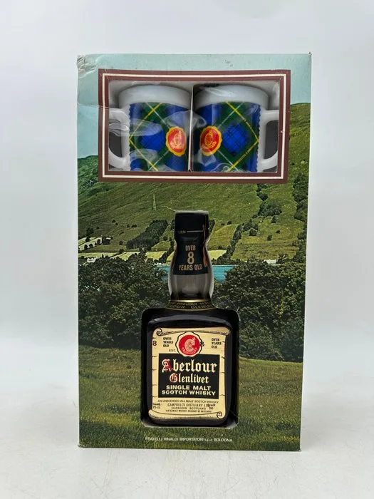 Aberlour-Glenlivet 8 years old + 2 Ceramic Cups - b. 1970s - 75cl