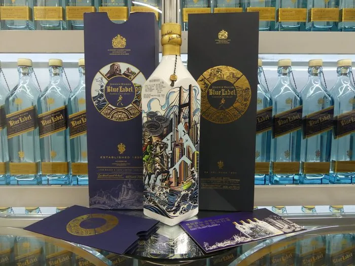 Johnnie Walker Blue Label Striding City Edition Fujian - one of 888 bottles - b. 2015 - 750ml