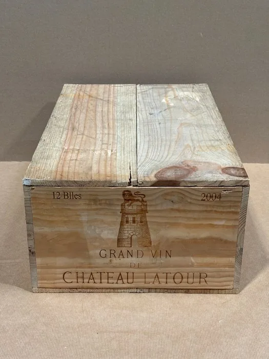 2004 Chateau Latour - Pauillac 1er Grand Cru Classé - 12 Bottles (0.75L)